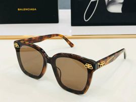 Picture of Balenciga Sunglasses _SKUfw56894933fw